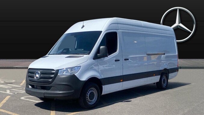 Mercedes-Benz Sprinter 315Cdi L3 Diesel Rwd 3.5t H2 Pro Van 9G-Tronic - Image 6